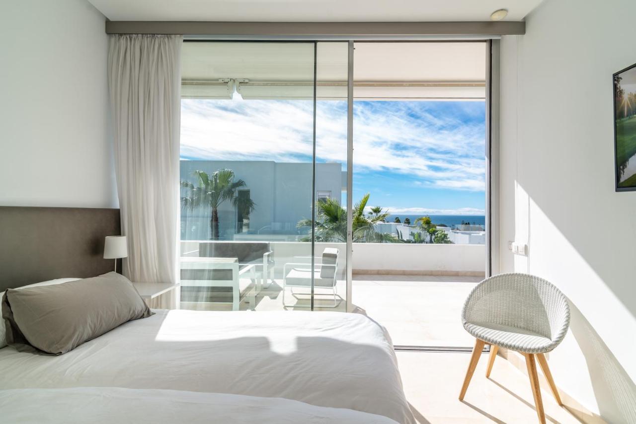 Villa New Luxurious 4-bdrm Next To Beach/golf — La